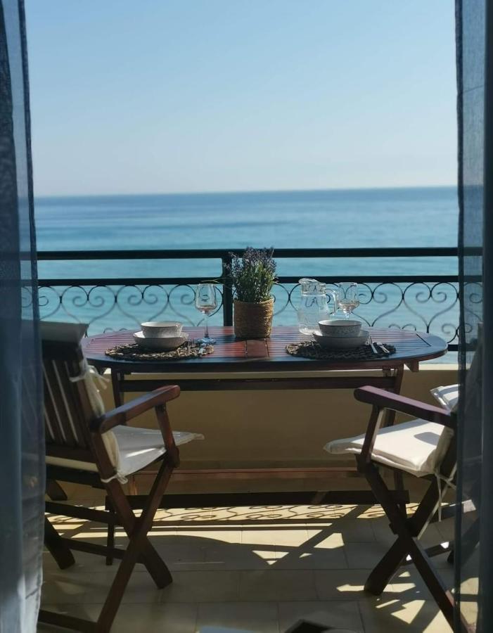 Glyfada New Era Home 31 Menigos Resort Apartments Eksteriør billede