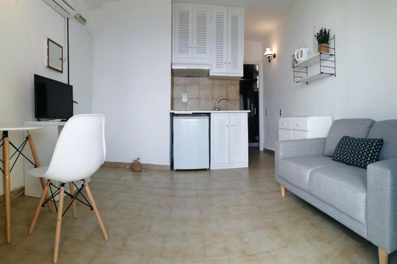 Glyfada New Era Home 31 Menigos Resort Apartments Eksteriør billede